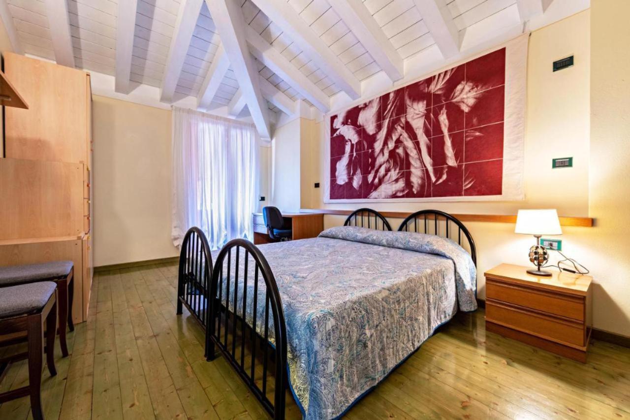Casa Vacanze Baccolo Polpenazze del Garda Exterior foto