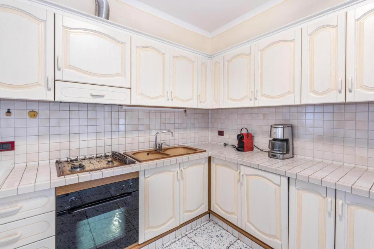 Casa Vacanze Baccolo Polpenazze del Garda Exterior foto