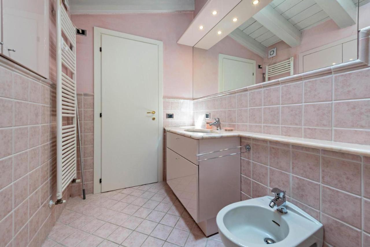 Casa Vacanze Baccolo Polpenazze del Garda Exterior foto