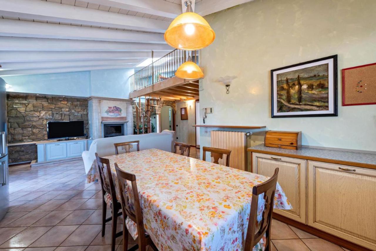 Casa Vacanze Baccolo Polpenazze del Garda Exterior foto